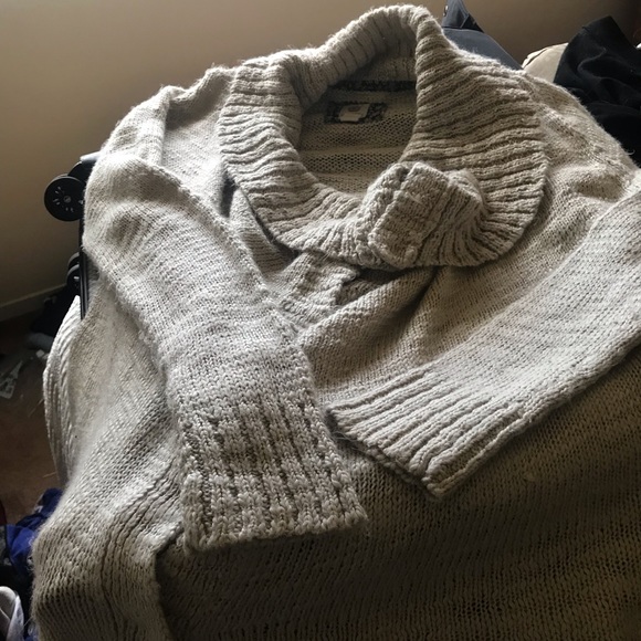 Element women’s Loose Neck Button-up Sweater - Picture 5 of 8